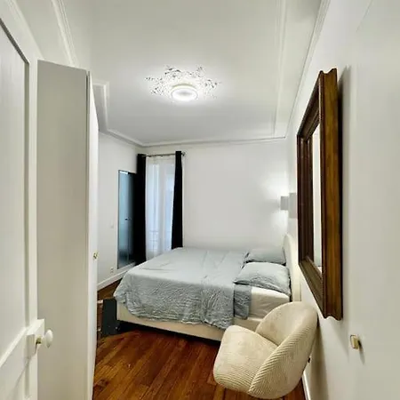 Daire Elegant & Bright Close To Canal Saint-martin Paris