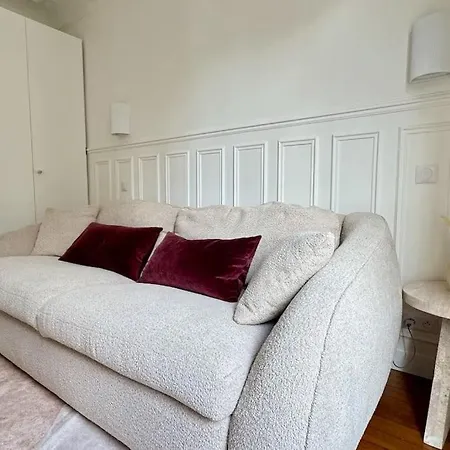 Daire Elegant & Bright Close To Canal Saint-martin