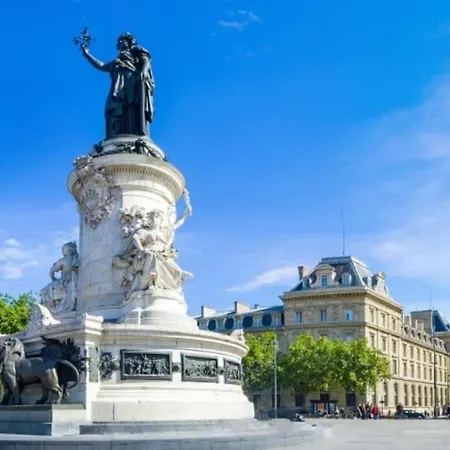 Elegant & Bright Close To Canal Saint-martin Daire Paris