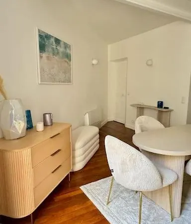 Elegant & Bright Close To Canal Saint-martin Apartment Paris